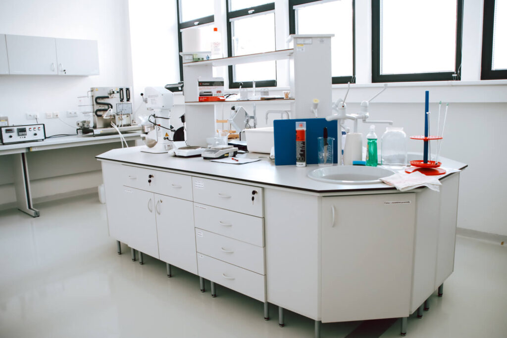 Laboratórium potravín živočíšneho pôvodu detail
