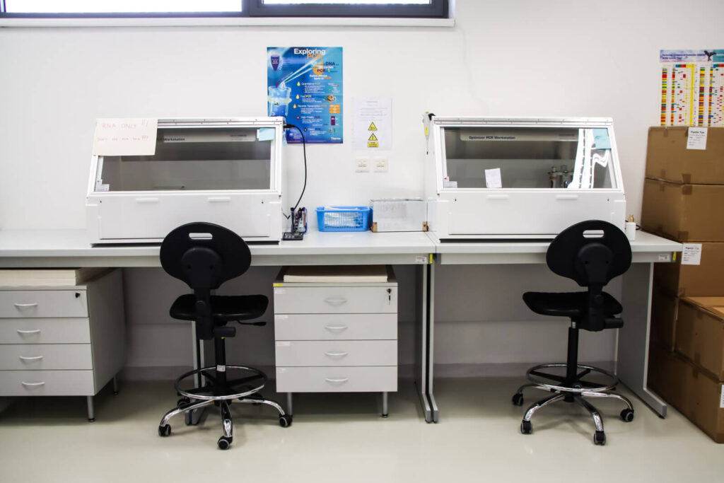 PCR box